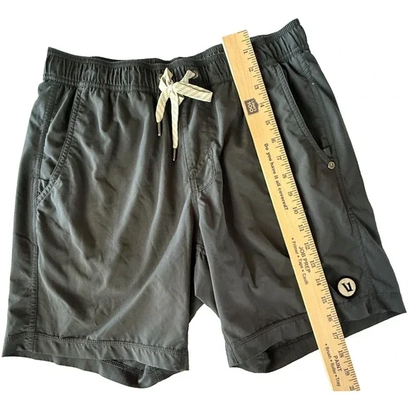 Vuori Men's Athletic Shorts Gray Drawstring Pocket Active Casual Gym - Picture 7 of 9